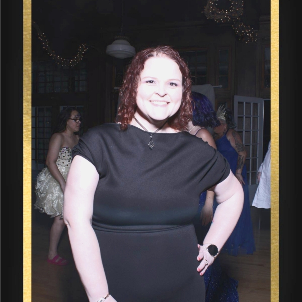 Meet your Posher, Crystal